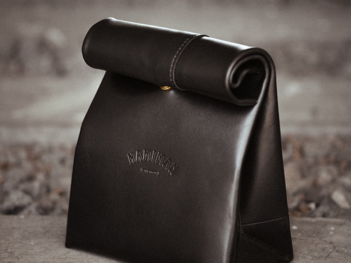 LEATHER LUNCH BAG